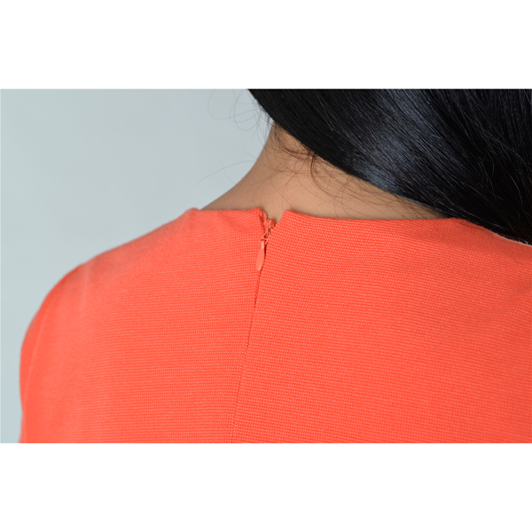 SY005漏空燙鉆連衣裙細(xì)節(jié)圖 SY005漏空燙鉆連衣裙細(xì)節(jié)圖