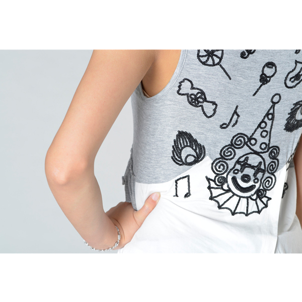 SY009針織車珠片背心細節(jié)圖 SY009針織車珠片背心細節(jié)圖